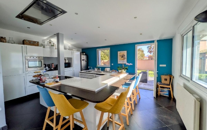 Maison LES SABLES-D'OLONNE (85180)  150 m2 535 000 € 