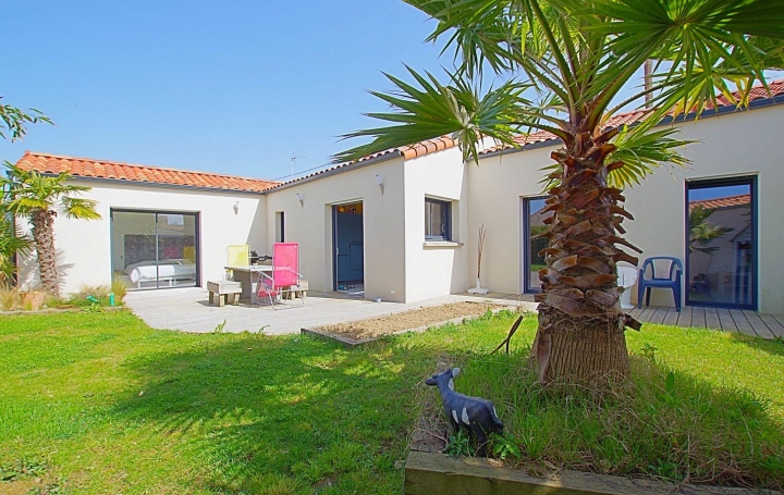 Réseau Immo-diffusion : Maison  LES SABLES-D'OLONNE  120 m2 499 900 € 
