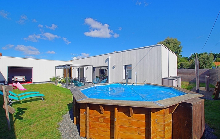 Réseau Immo-diffusion : Maison  L'ILE-D'OLONNE  105 m2 0 € 