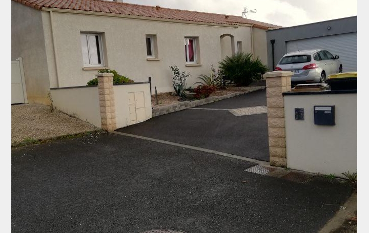 Réseau Immo-diffusion : Maison  LA CHAPELLE-ACHARD   0 € 