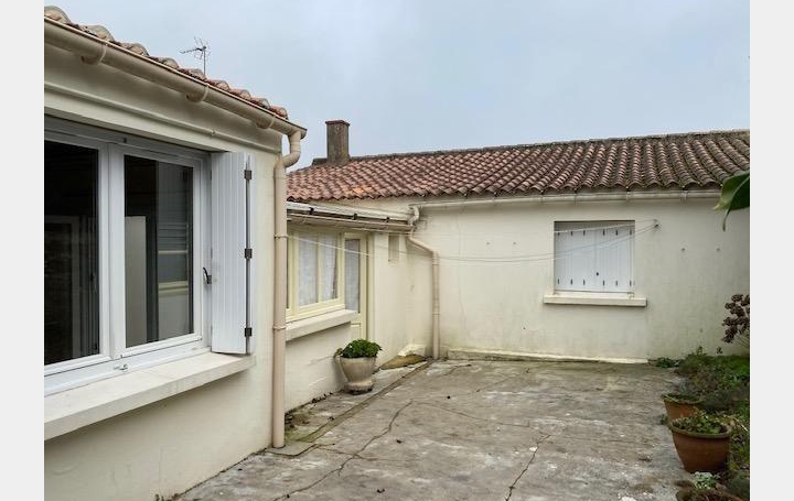 Réseau Immo-diffusion : Maison  LES SABLES-D'OLONNE  79 m2 252 000 € 