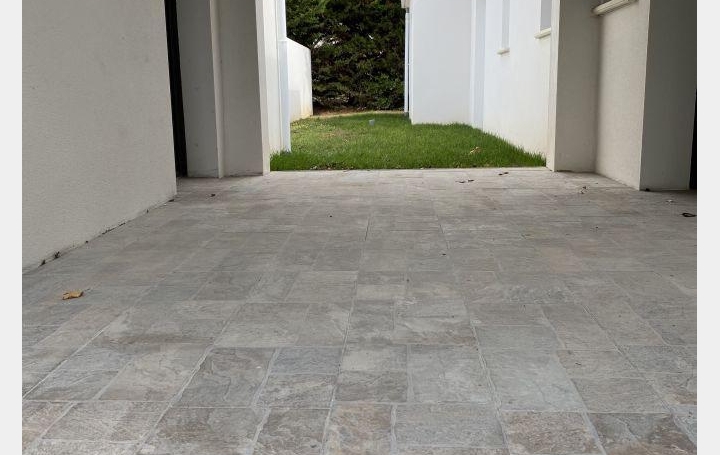 Réseau Immo-diffusion : Maison  LES SABLES-D'OLONNE  150 m2 699 000 € 