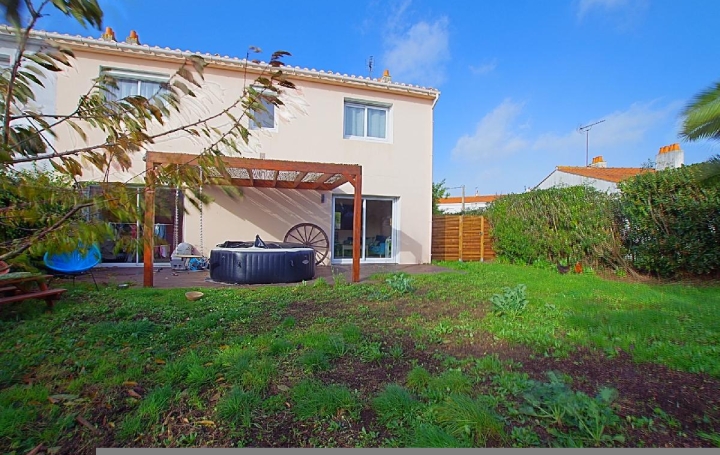 Maison LES SABLES-D'OLONNE (85100)  122 m2 399 900 € 