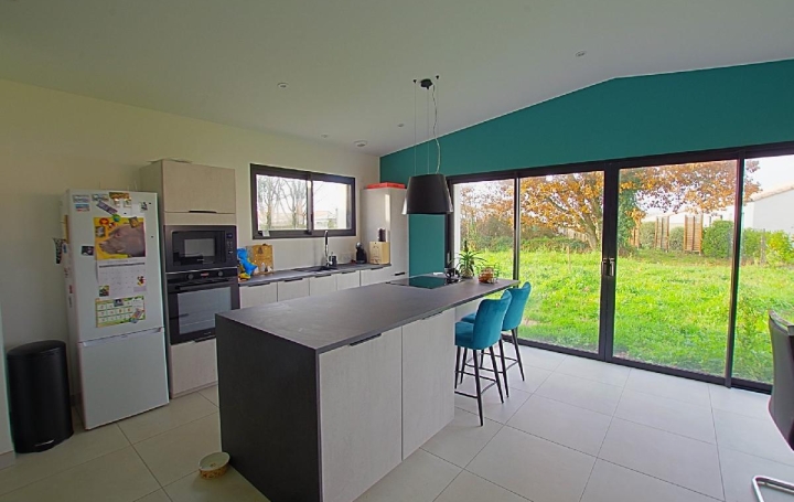 Maison SAINTE-FOY (85150)  110 m2 335 000 € 