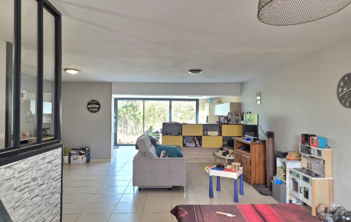 Maison SAINT-MATHURIN (85150)  117 m2 327 900 € 