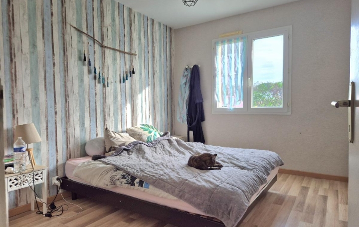 Maison SAINT-MATHURIN (85150)  117 m2 327 900 € 