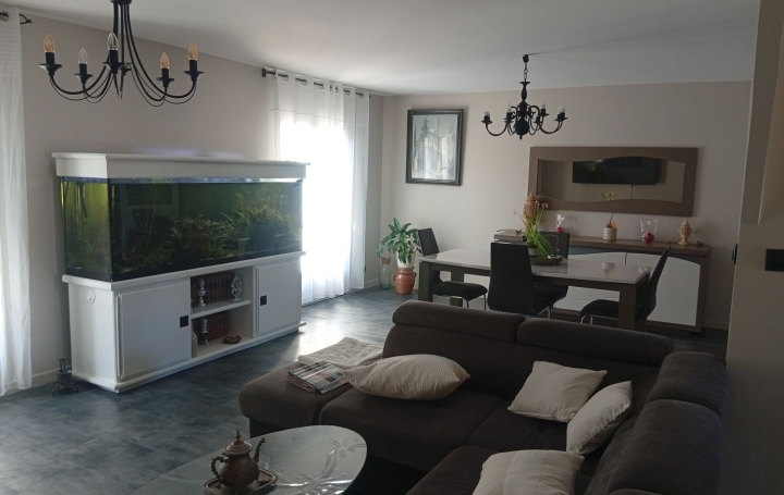 Maison SAINTE-FOY (85150)  167 m2 399 000 € 