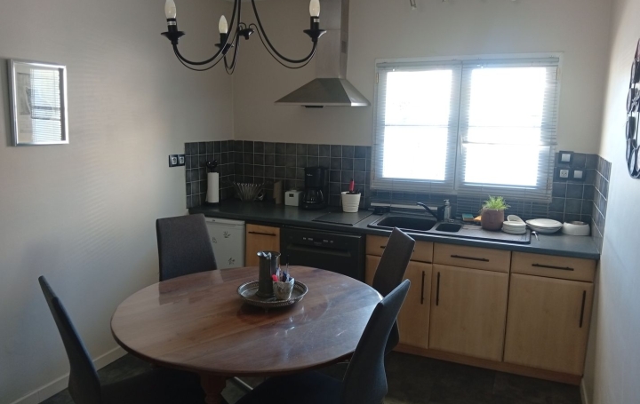 Maison SAINTE-FOY (85150)  167 m2 399 000 € 