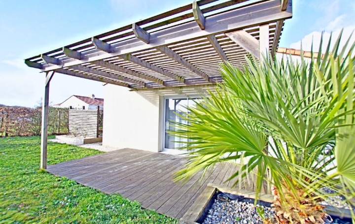 Maison / Villa SAINTE-FOY (85150) 69 m<sup>2</sup> 262 500 € 