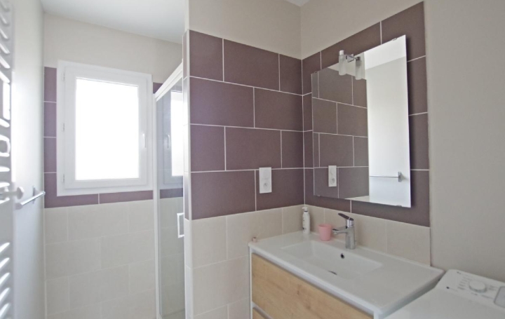 Maison SAINTE-FOY (85150)  69 m2 262 500 € 