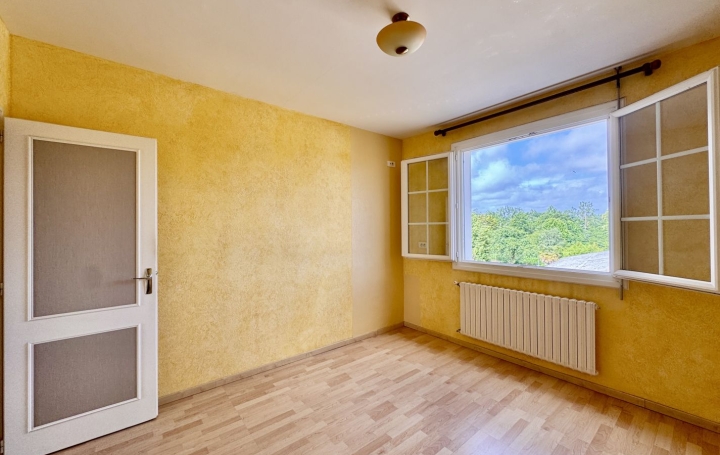 Maison SAINTE-FOY (85150)  104 m2 298 000 € 