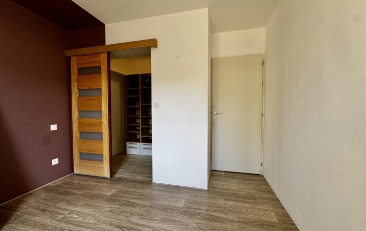 Maison POIROUX (85440)  99 m2 267 000 € 