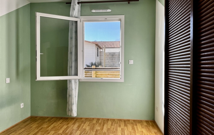 Maison POIROUX (85440)  99 m2 267 000 € 