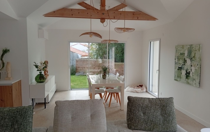 Maison SAINTE-FOY (85150)  145 m2 549 900 € 