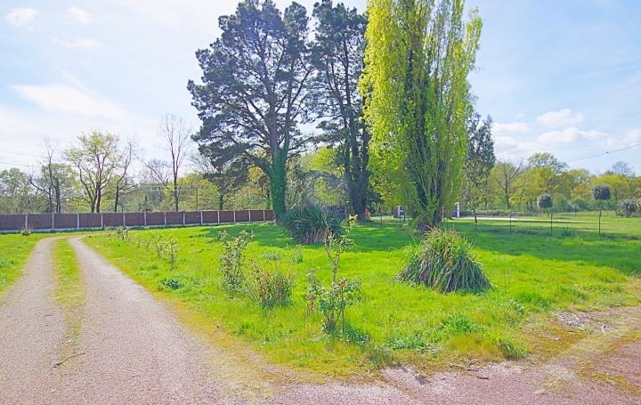 Maison LE GIROUARD (85150)  100 m2 263 900 € 