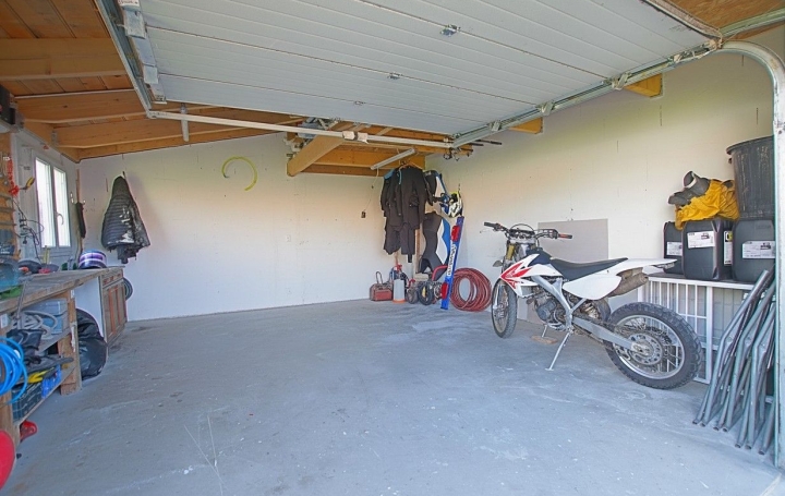 Maison SAINT-MATHURIN (85150)  127 m2 338 900 € 