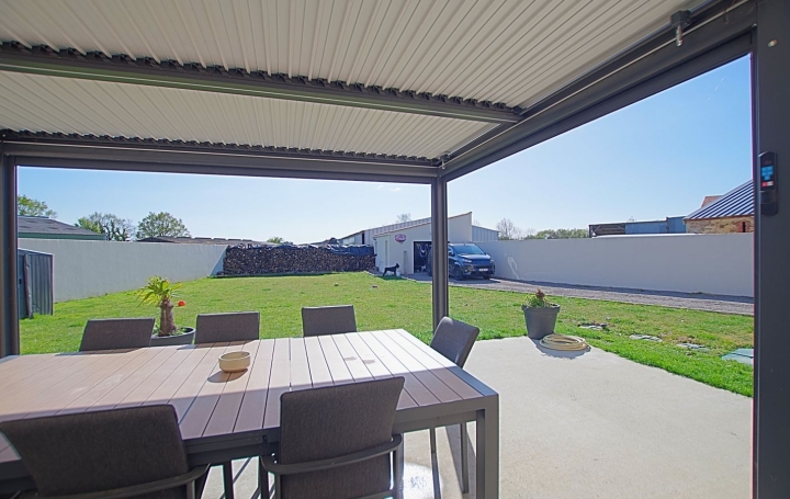 Maison SAINT-MATHURIN (85150)  127 m2 338 900 € 