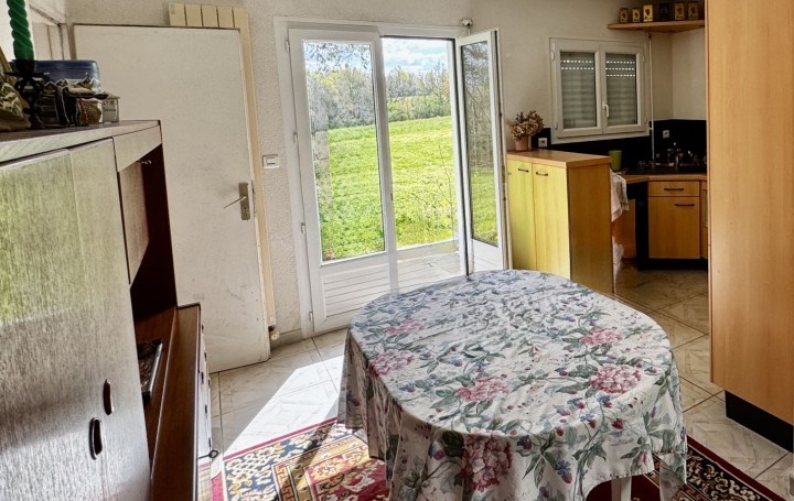 Maison LE GIROUARD (85150)  95 m2 291 500 € 