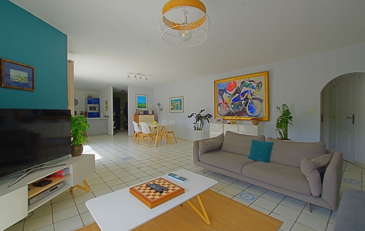 Maison SAINTE-FOY (85150)  152 m2 429 000 € 