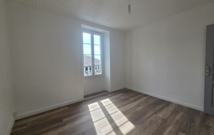 3 Pièces MOUTIERS-LES-MAUXFAITS (85540)  62 m2 119 000 € 