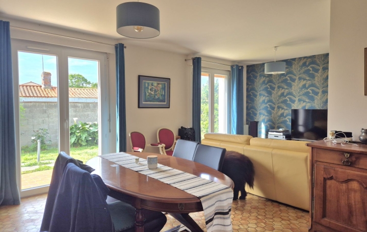 Maison / Villa SAINTE-FOY (85150) 82 m<sup>2</sup> 240 000 € 