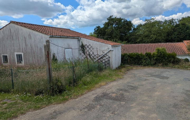 Maison SAINTE-FOY (85150)  85 m2 235 900 € 