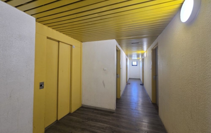 Studio LA ROCHE-SUR-YON (85000)  24 m2 57 900 € 