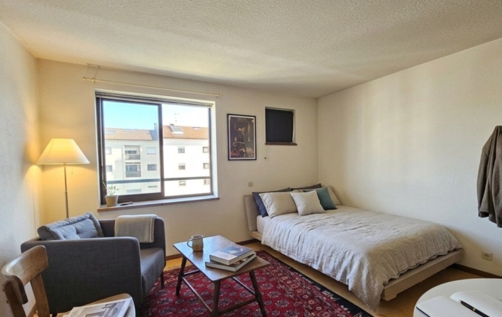 Studio LA ROCHE-SUR-YON (85000)  24 m2 57 900 € 