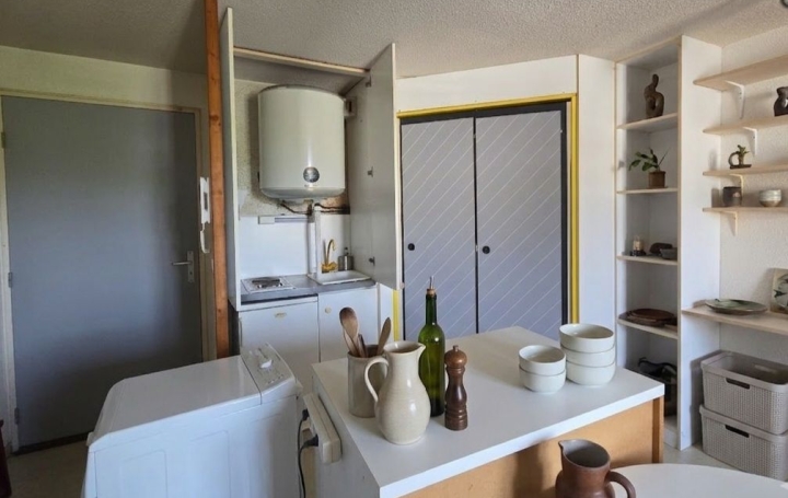 Studio LA ROCHE-SUR-YON (85000)  24 m2 57 900 € 