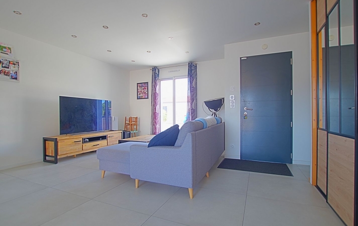 Maison SAINTE-FOY (85150)  100 m2 349 900 € 
