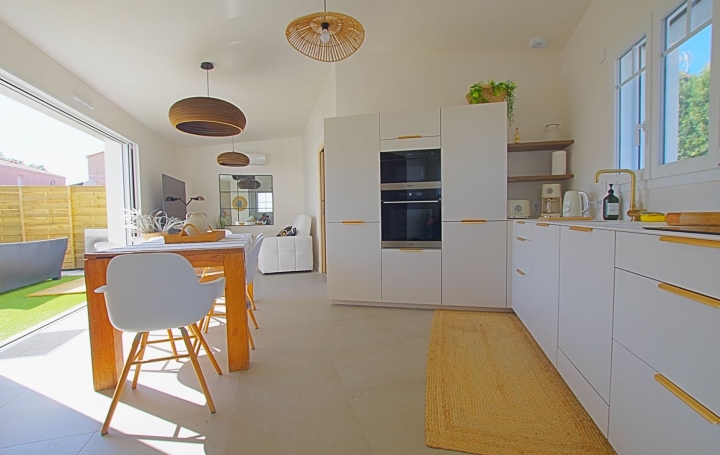 Maison LES SABLES-D'OLONNE (85100)  70 m2 385 900 € 