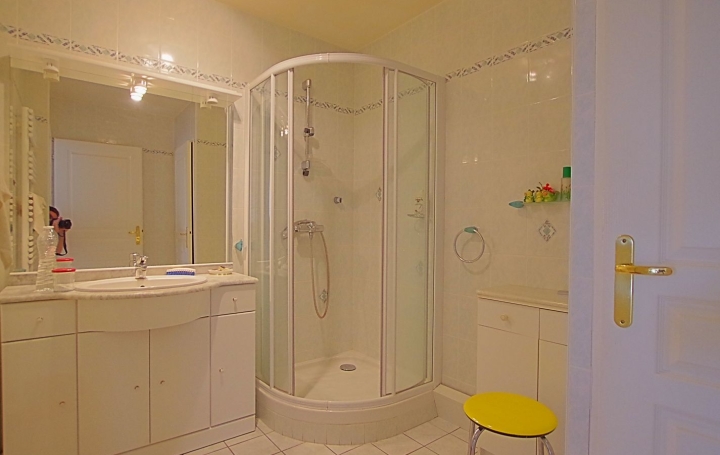 3 Pièces LES SABLES-D'OLONNE (85100)  70 m2 344 900 € 