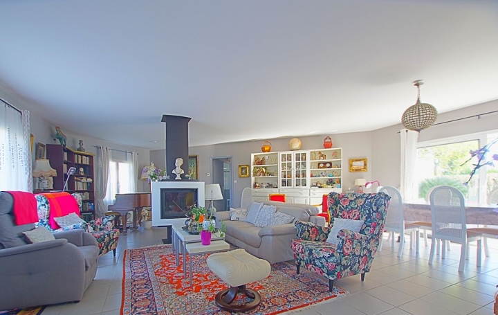 Maison SAINTE-FOY (85150)  110 m2 350 000 € 