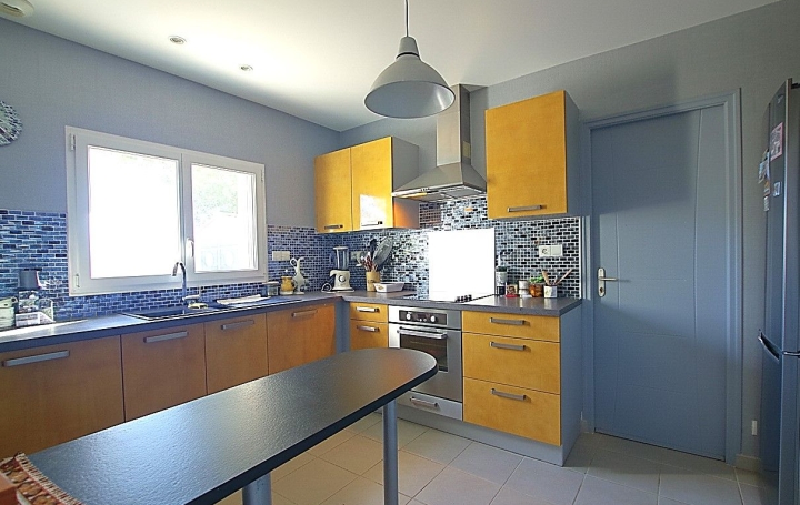 Maison SAINTE-FOY (85150)  110 m2 350 000 € 