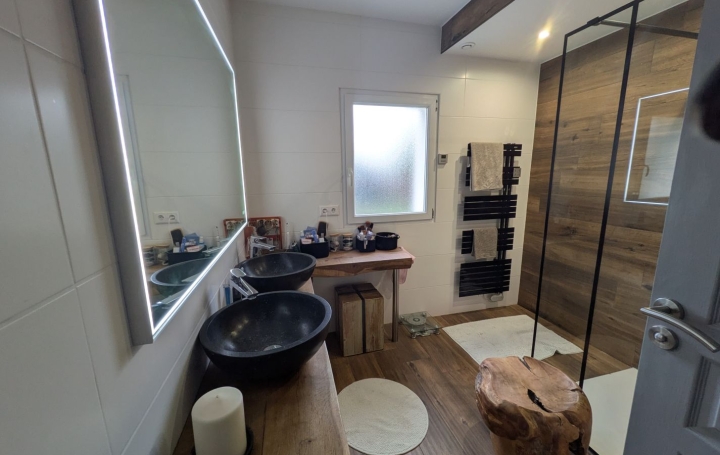 Maison SAINTE-FOY (85150)  124 m2 444 500 € 