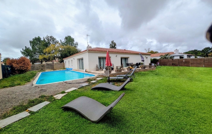Maison / Villa SAINTE-FOY (85150) 124 m<sup>2</sup> 444 500 € 