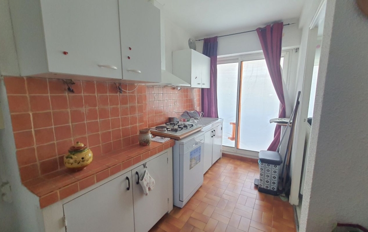 3 Pièces NARBONNE (11100)  66 m2 127 000 € 