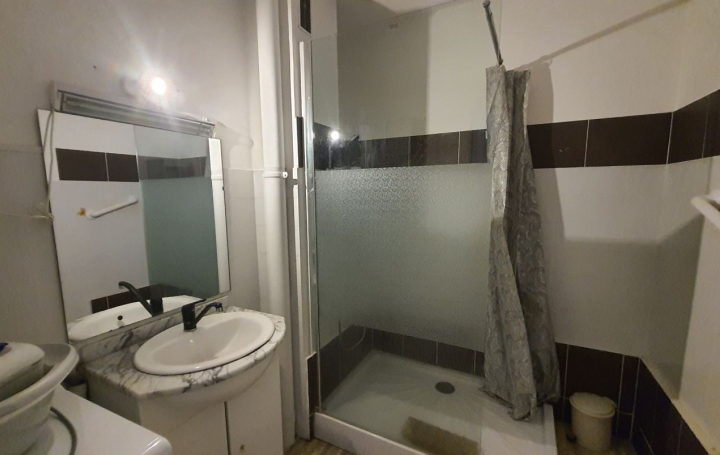 3 Pièces NARBONNE (11100)  66 m2 127 000 € 