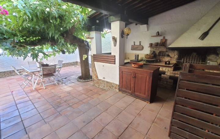 Maison NARBONNE (11100)  90 m2 214 000 € 
