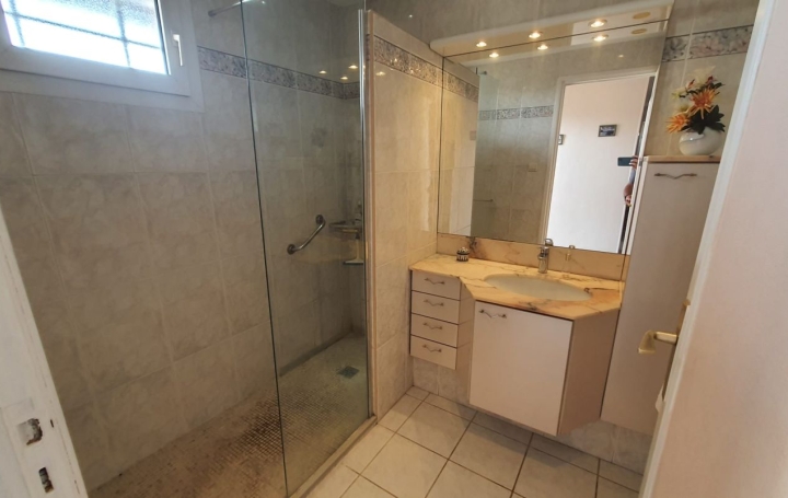 Maison NARBONNE (11100)  90 m2 214 000 € 