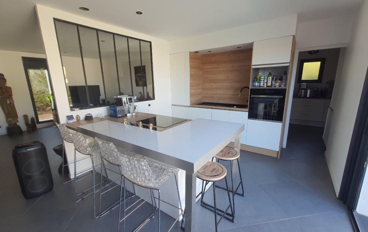 Maison NARBONNE (11100)  130 m2 344 000 € 