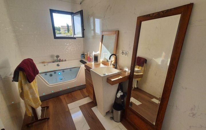 Maison NARBONNE (11100)  130 m2 344 000 € 