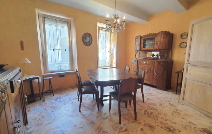 Maison de ville NARBONNE (11100)  137 m2 259 000 € 