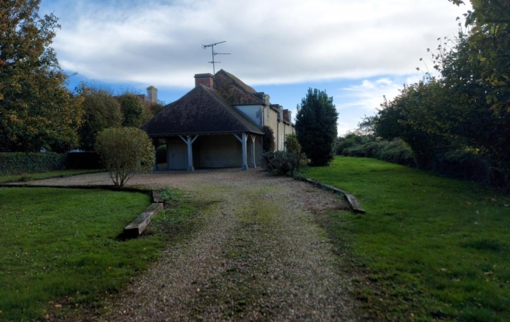 Réseau Immo-diffusion : Maison  SAINT-PIERRE-DU-JONQUET  125 m2 1 200 € 