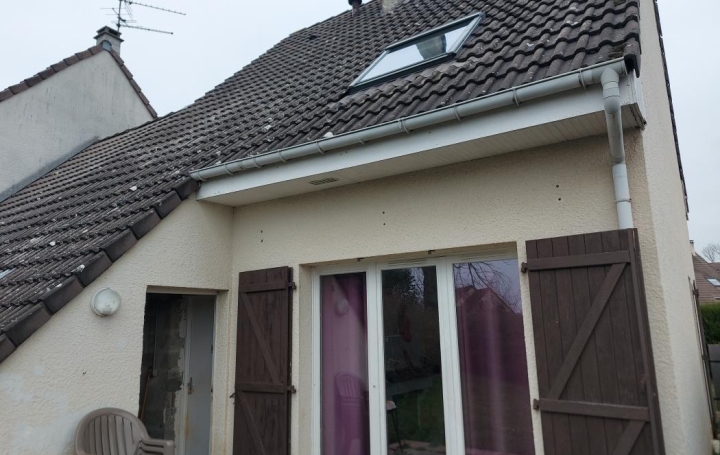 Réseau Immo-diffusion : Maison  VERSON  90 m2 855 € 