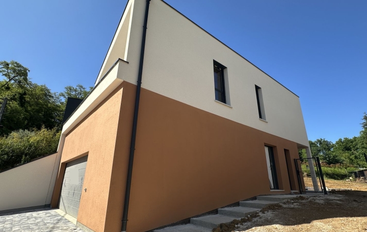 Maison JUSSY (57130)  141 m2 567 000 € 