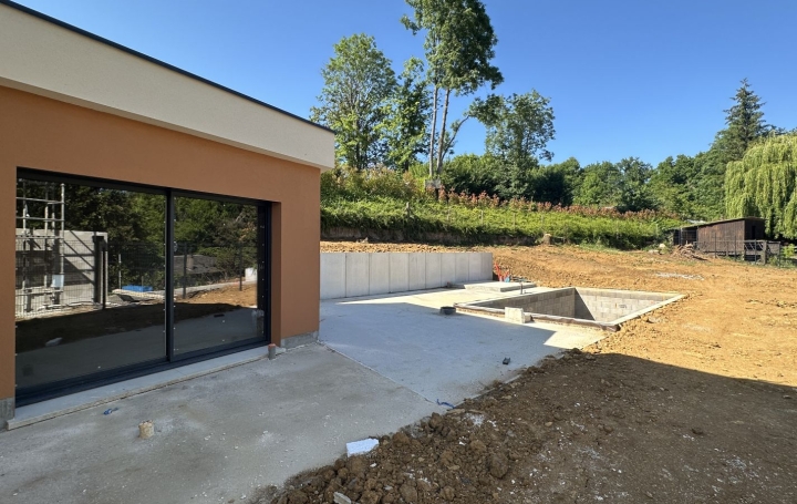 Maison JUSSY (57130)  141 m2 567 000 € 