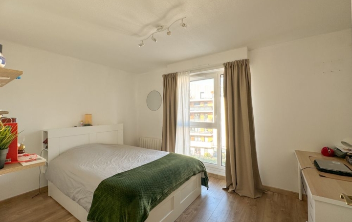 6 Pièces LONGEVILLE-LES-METZ (57050)  150 m2 370 000 € 