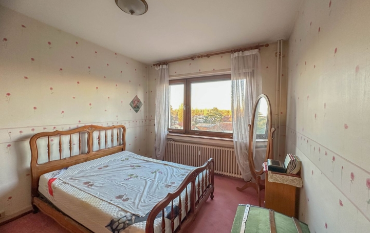 5 Pièces LONGEVILLE-LES-METZ (57050)  90 m2 185 000 € 