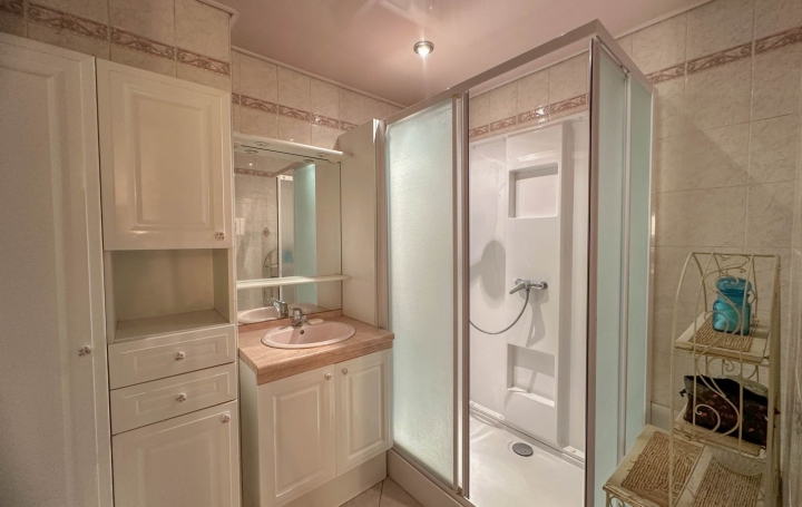 5 Pièces LONGEVILLE-LES-METZ (57050)  90 m2 185 000 € 